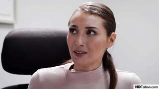 Rumpa assistent att ha sex med henne gift boss