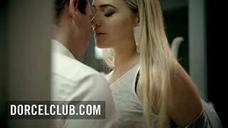 Leidenschaftlicher sex mat der wonnerschéiner Fra Mia Malkova