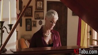 ���്ത്രീ വീട്ടിൽ Play When Husband Is Away - Ryan Keely, Gina Valentina